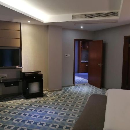 Ramada Meizhou Meizhou  Bagian luar foto