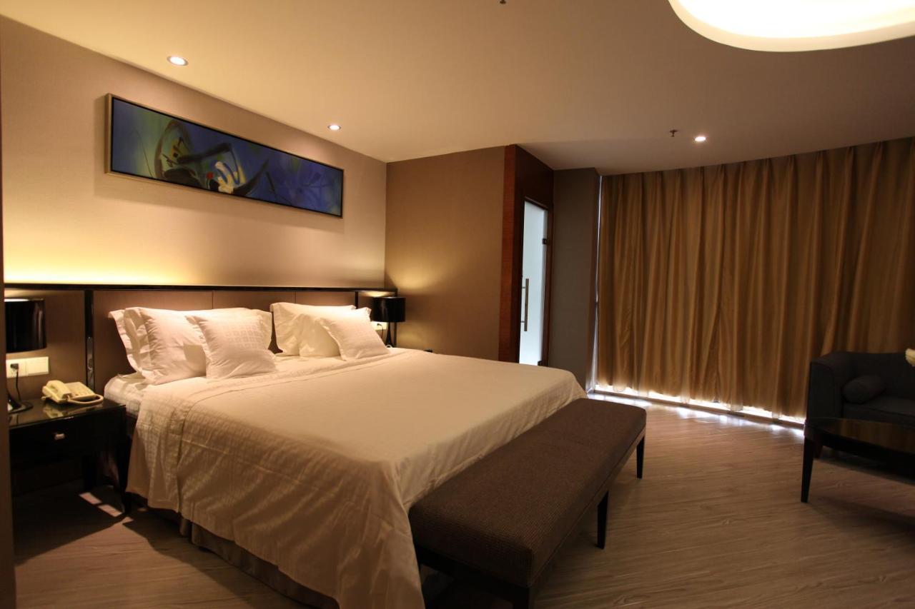Ramada Meizhou Meizhou  Bagian luar foto