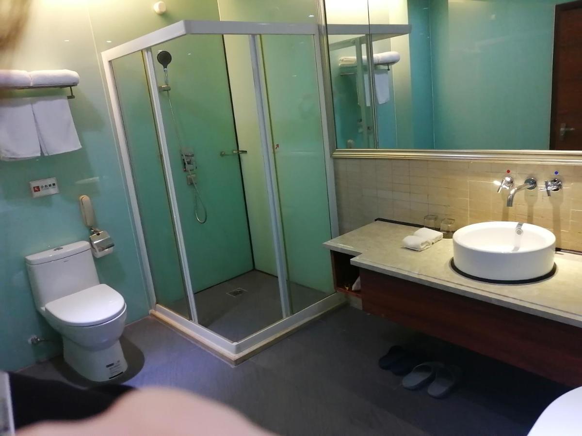 Ramada Meizhou Meizhou  Bagian luar foto