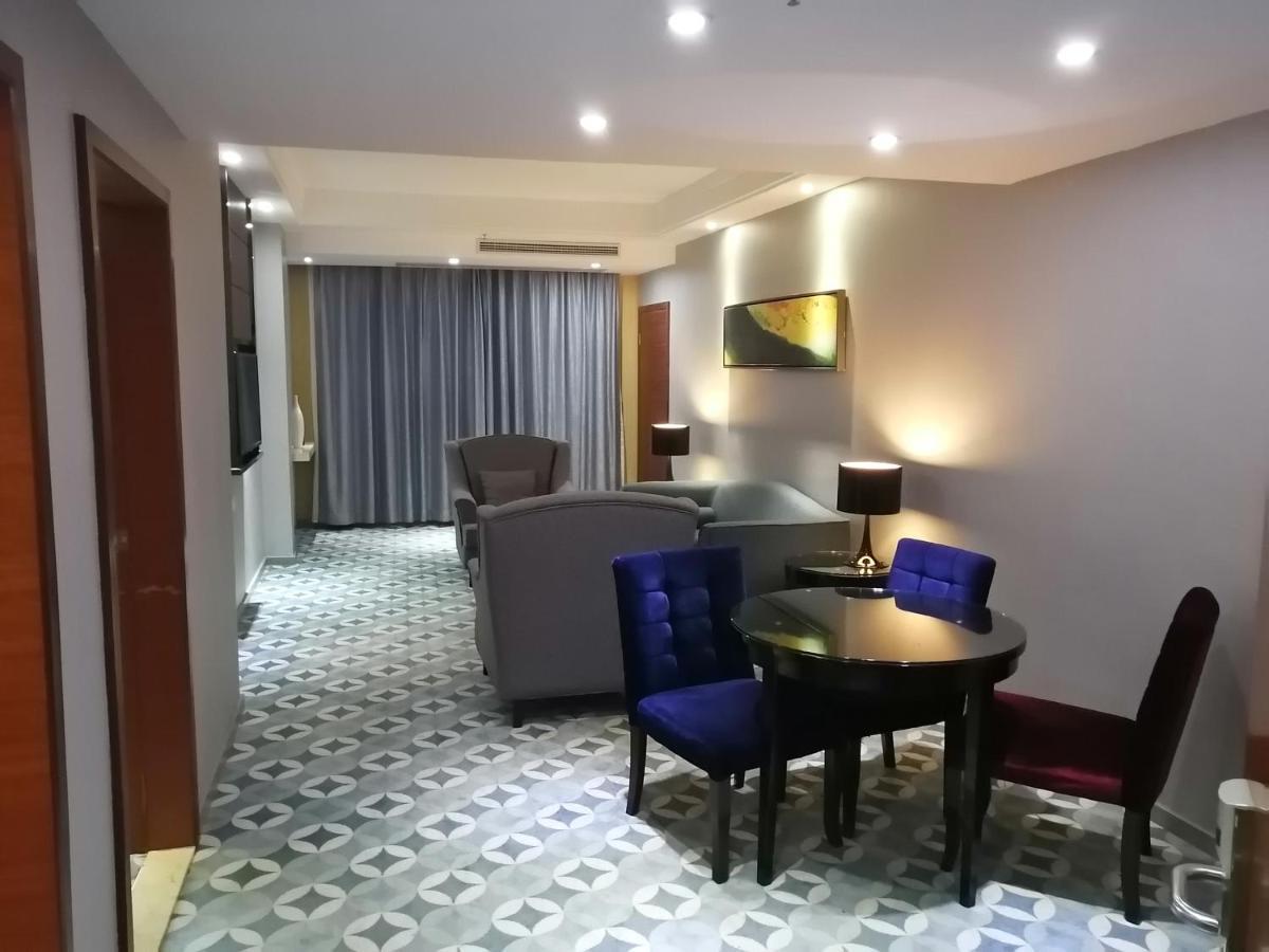 Ramada Meizhou Meizhou  Bagian luar foto