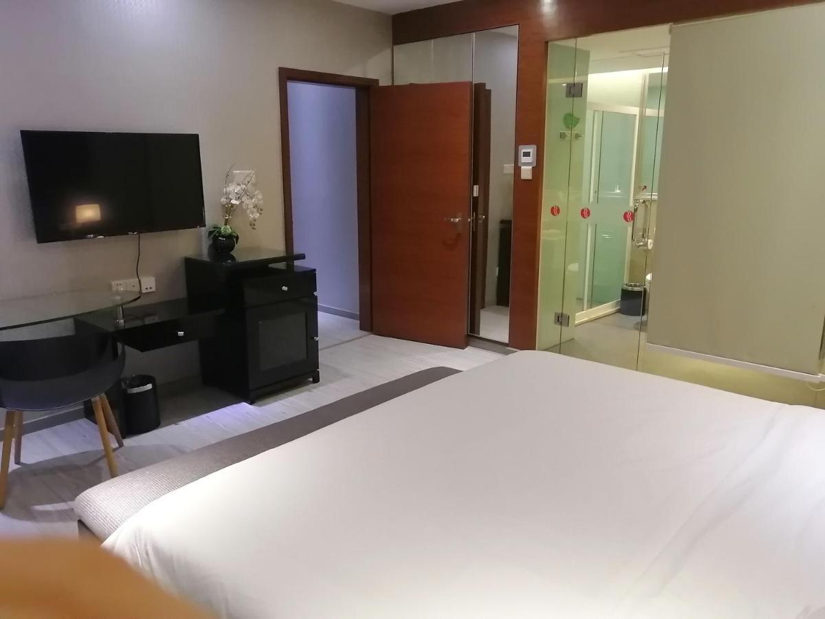 Ramada Meizhou Meizhou  Bagian luar foto