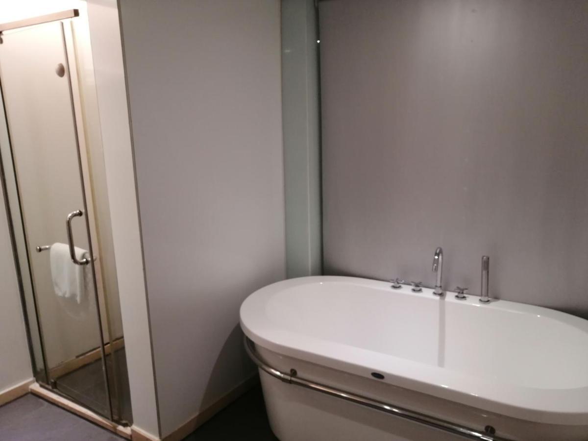 Ramada Meizhou Meizhou  Bagian luar foto